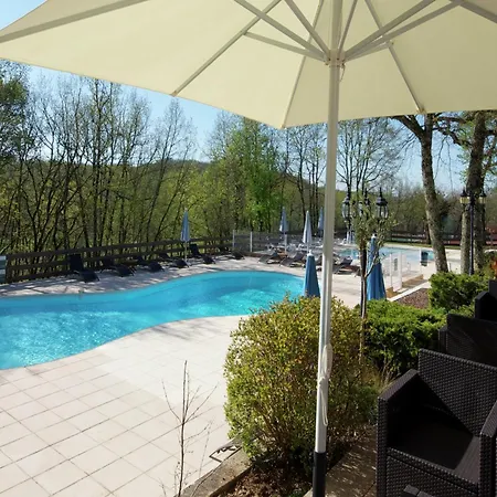 Chalet Tidy Chalet In The Woods Of The Beautiful Dordogne Souillac